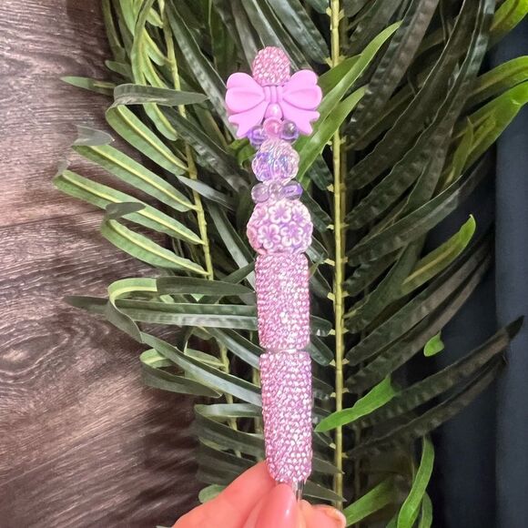 💜🎀 Purple Bow Bling Custom Beaded Pen with Fancy Double-Sided Purple Bow 🎀💜 - Picture 2 of 7